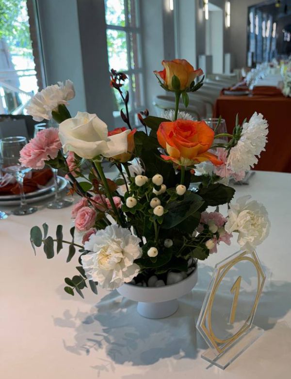 Ваза керамічна біла 13 см х 7.8 см